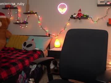 Naked cam girl emma_ruby image #3246686