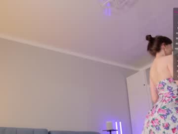 Naked cam girl _blackbee_ image #1061902