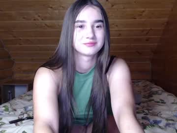 Naked cam girl sara_mi17 image #2759293