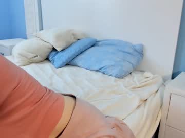 Naked cam girl annisfootman image #4004017