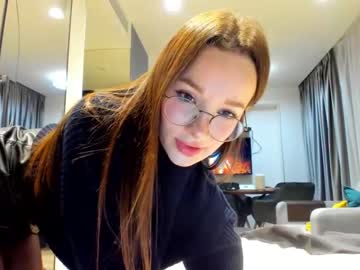 Naked cam girl ellie_leen image #451201