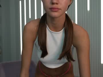 Naked cam girl mia_devill image #2323358