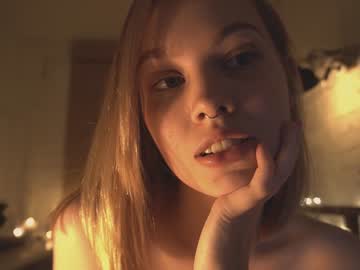 Naked cam girl bibi_it_is image #2563066