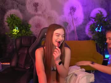 Naked cam couple kira0541 image #2627683