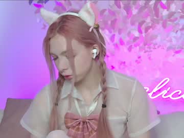 Naked cam girl sapphirealice image #411630