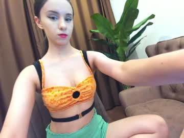 Naked cam girl ehotlovea image #3751223