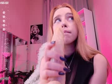 Naked cam girl monro_merlin image #3661782
