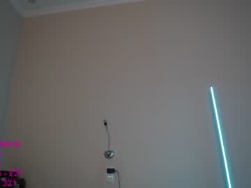 Naked cam girl lindamei image #717222