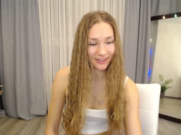 Naked cam girl teonasafina__ image #3537671