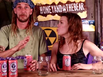 Naked cam couple honeyand_thebear image #1767355