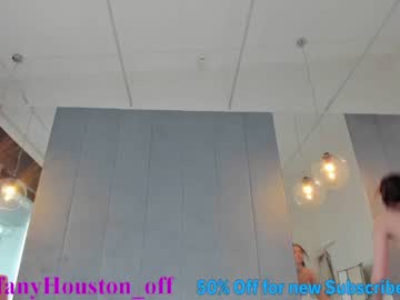 Naked cam girl tiffanyhouston_ image #1287360