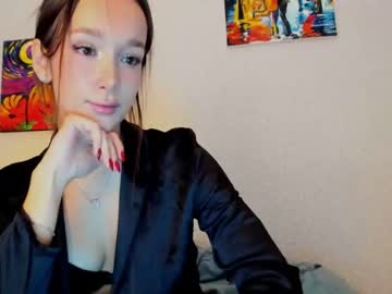 Naked cam girl ellie_leen image #3001195