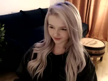 Naked cam girl xoberry image #243033