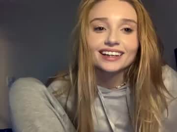 Naked cam girl princesshannnnn image #481124