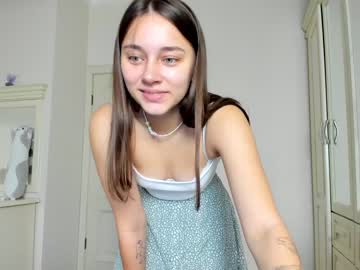 Naked cam girl eleonora_linn image #2652103