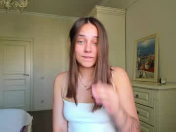 Naked cam girl eleonora_linn image #2165622