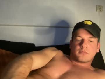Naked cam man _yourboyjosh_ image #3806291