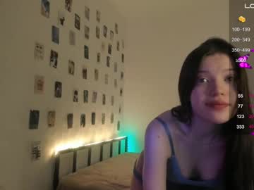 _asian_queen_ naked cam