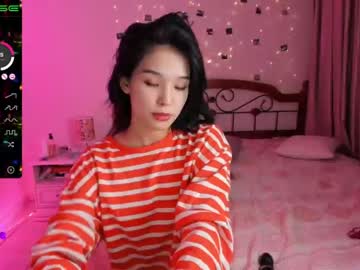 Naked cam girl aisneon image #1108290