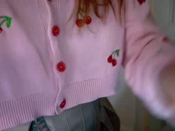 Naked cam girl ellaa91 image #2681933