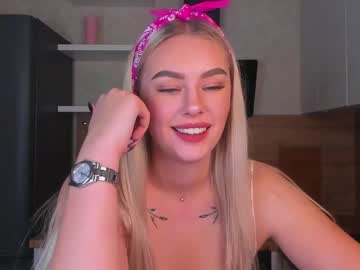 Naked cam girl 8a8y_nura image #369712