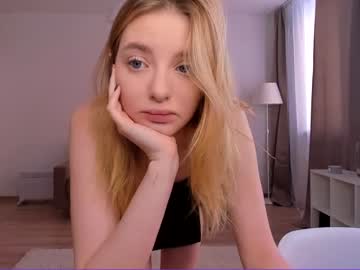 Naked cam girl olli_ver image #3103087
