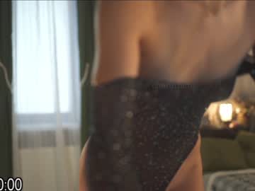 Naked cam girl _mirrra_ image #376324