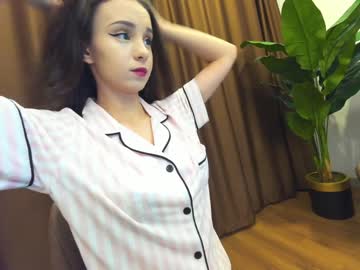 Naked cam girl ehotlovea image #3802287