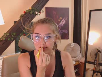 Naked cam girl abi_i image #2453189