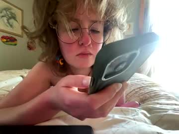 miss_daphne333 naked cam
