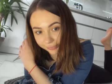 Naked cam girl meryfoxxx image #2395547