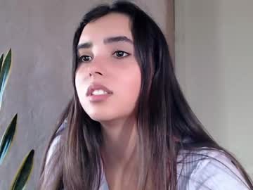Naked cam girl nika_la image #2744683