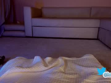 Naked cam girl hollyextra image #3414084