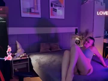 Naked cam girl kristina_logan image #4024211