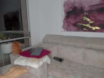 Naked cam girl swt_molly image #778386