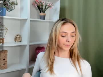 zoieburton naked cam