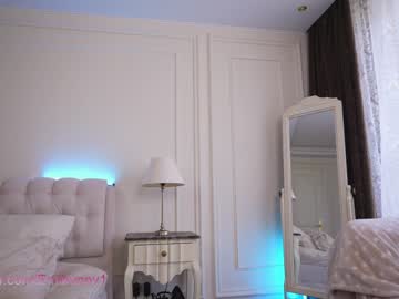 Naked cam girl emilia98xxx image #1545905