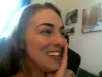 deadlypeachlove naked cam