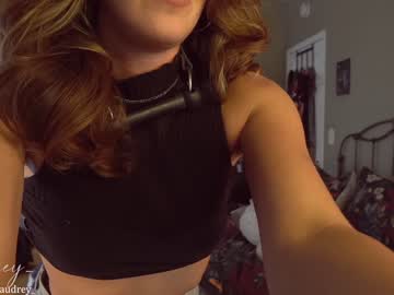 Naked cam girl audrey_ image #2542200