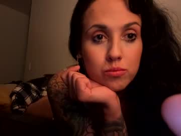 Naked cam girl lainylovesyou image #3996471