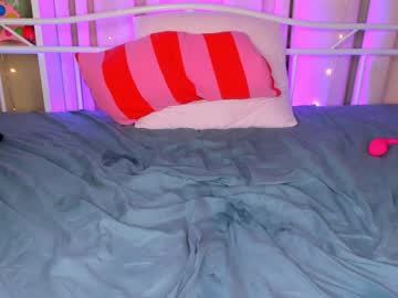 Naked cam girl annbarby image #2301886