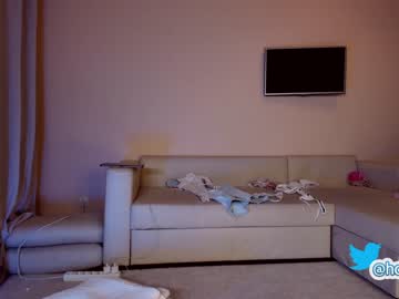 Naked cam girl hollyextra image #3150201