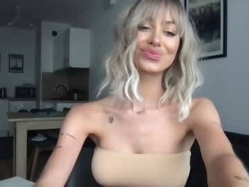 Naked cam girl claire_meyer image #4011102