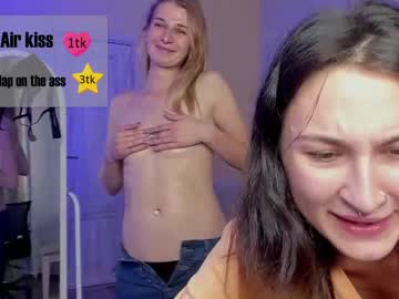 Naked cam girl emily_browen image #2645966