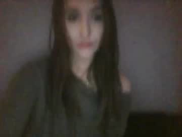 Naked cam girl kimvixen1 image #1393945