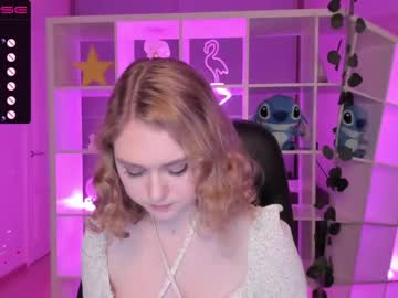Naked cam girl vanessa_maes image #1960899