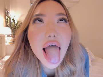 Naked cam girl elikacutee image #106998
