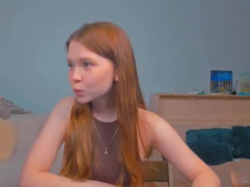 tinysrose naked cam