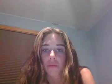 vikki_french naked cam