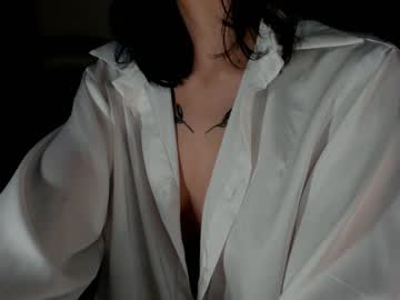 tic_tac_boom naked cam